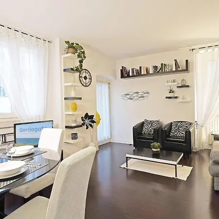 Apartment Downtown - Gardagate Saló