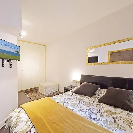 Apartment Downtown - Gardagate